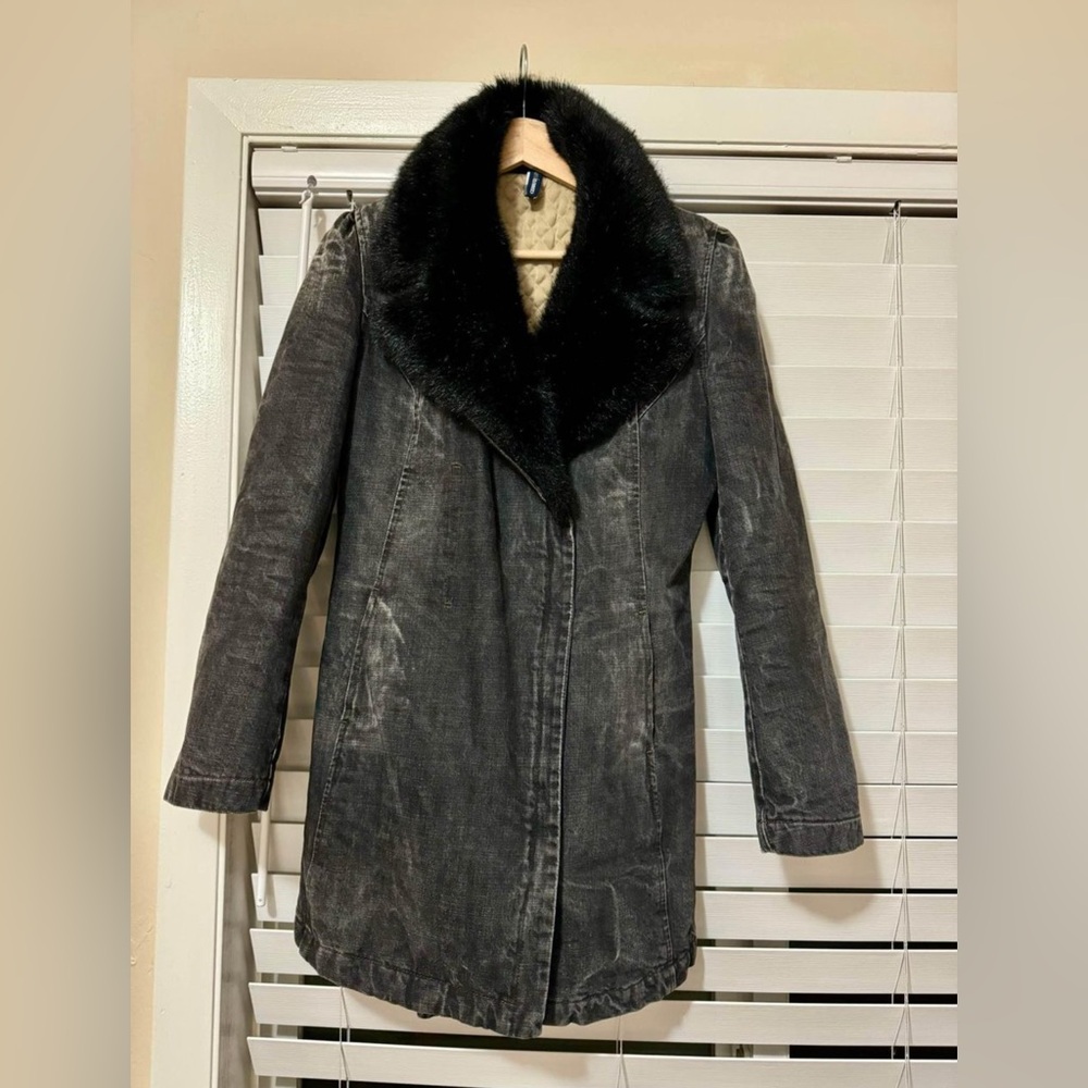 2 in 1 Quilted Italian Jacket, Cerutti brand. Size M